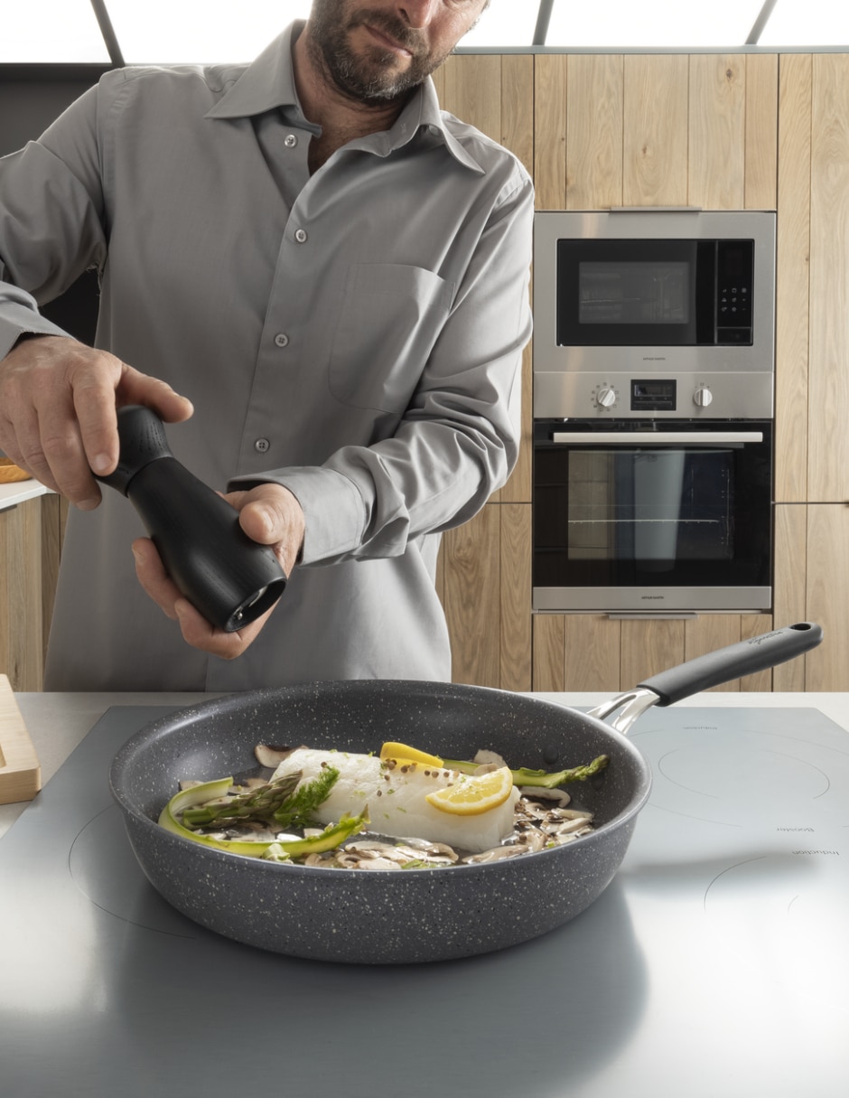 Sartén con tapa Tempra mineral de aluminio