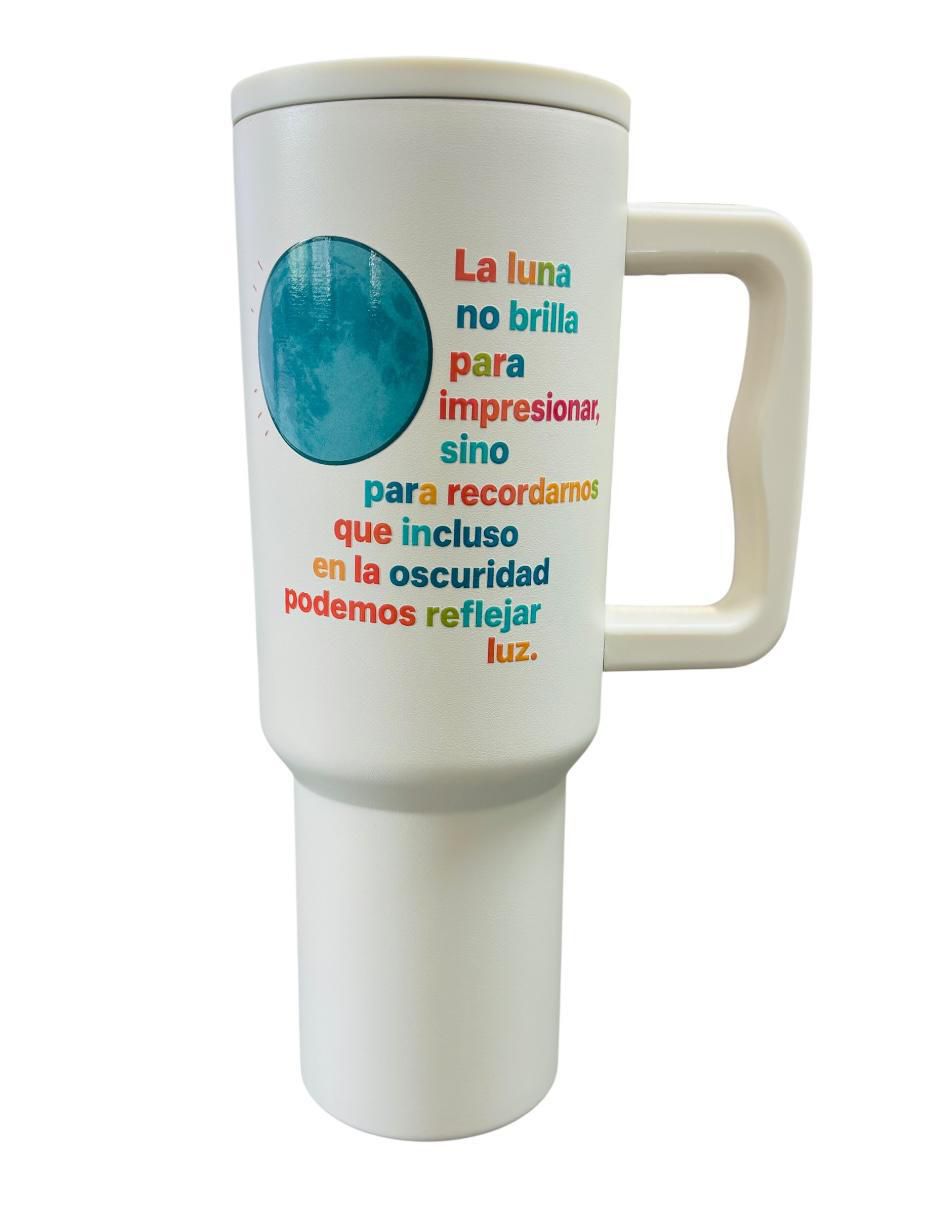 Termo de acero inoxidable con tapa rosca 1.2 L
