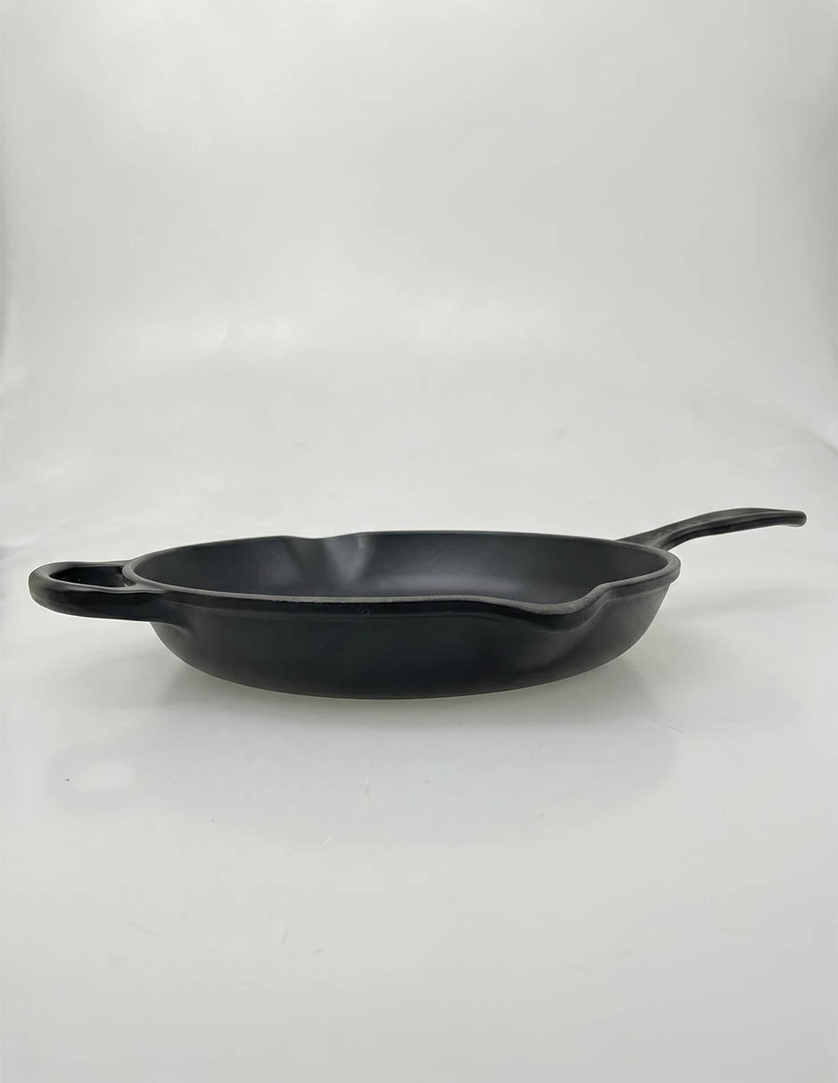 Sartén Matte Black de hierro fundido 1